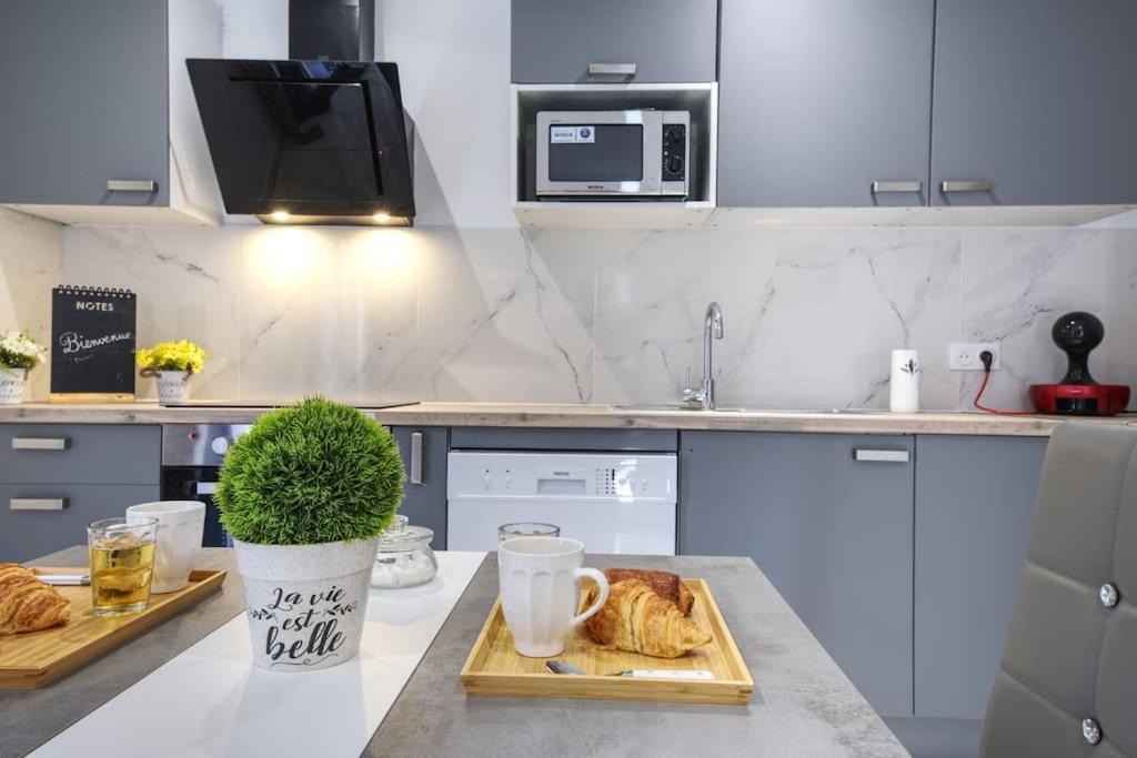 Appt P2 De 1 A 6 Pers A Rognac Apartment Ngoại thất bức ảnh